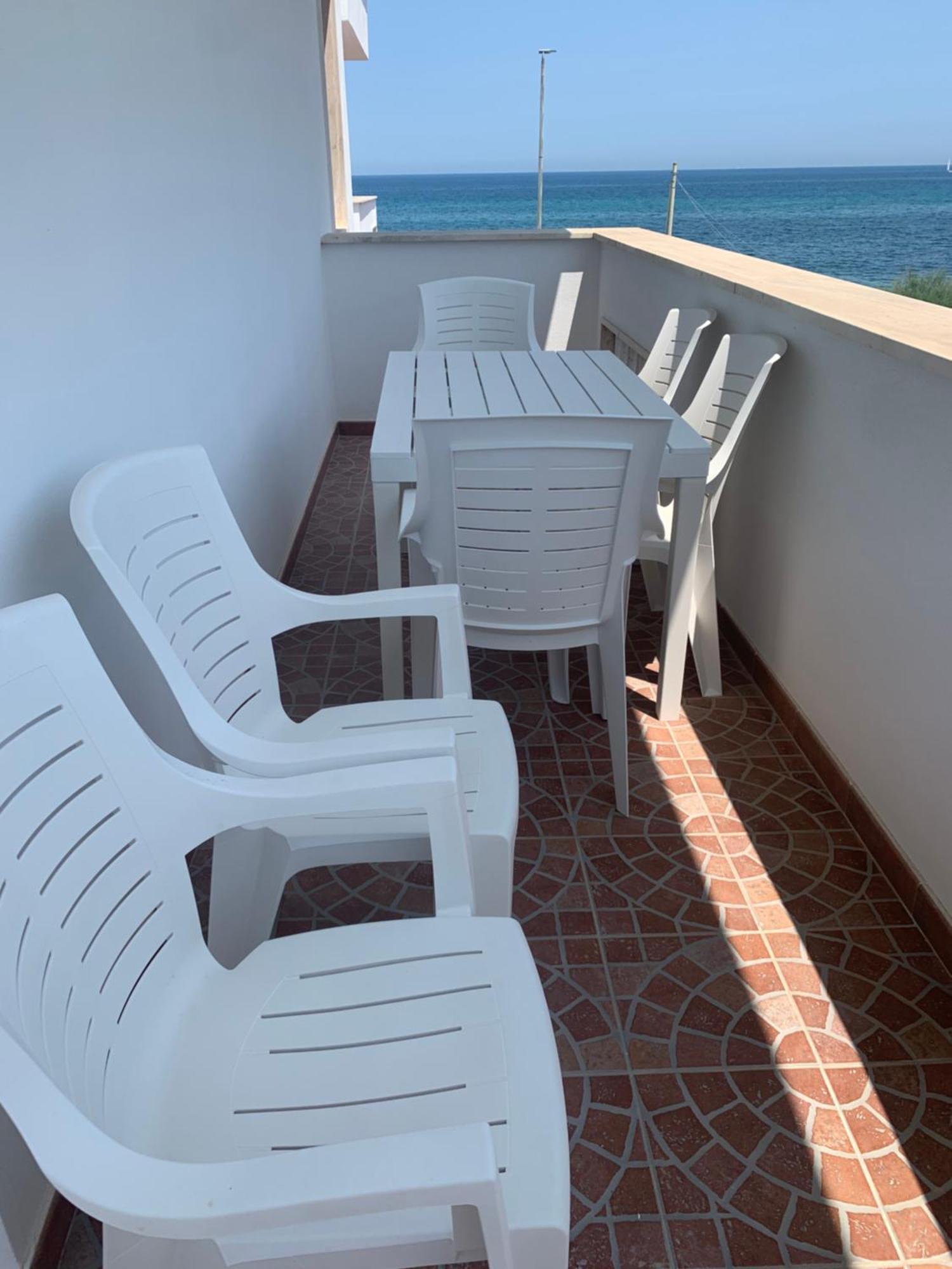 Nontiscordardime Apt Torre A Mare Exterior foto